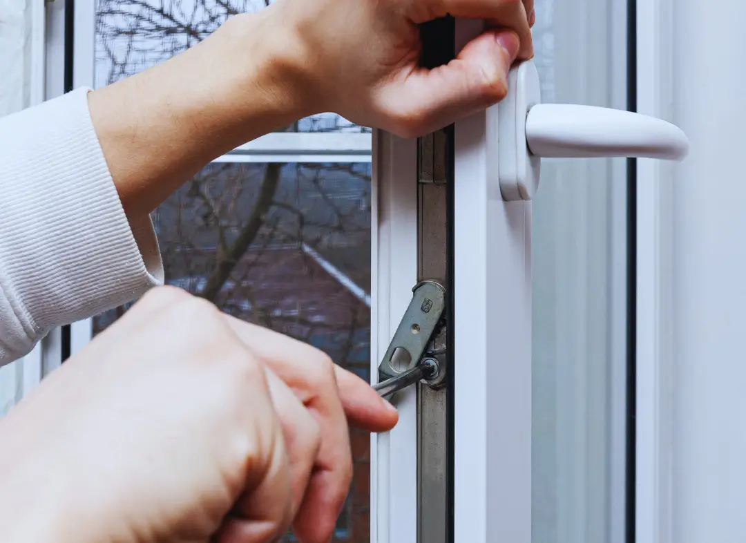 Réparation serrure de fenêtre Mazan